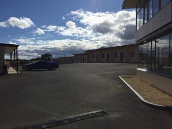 Blue Motel Mount Gambier