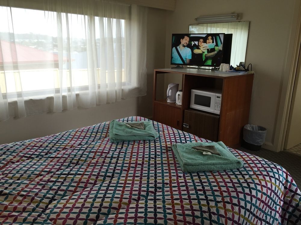 Motel Blue